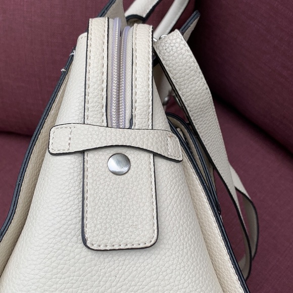 London Fog Andre SA Handbag/Shoulder Bag - Picture 15 of 16